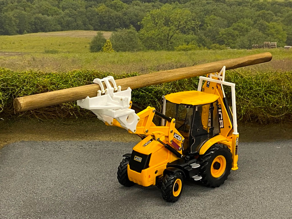 1:32 Scale Britains JCB 3CX Roco Pole Erector model kit – CiModels