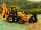 1:32 Scale Britains JCB 3CX Plastic 4in1 bucket kit with teeth.