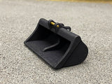1:50 Scale Plastic 30+ Ton Grading bucket