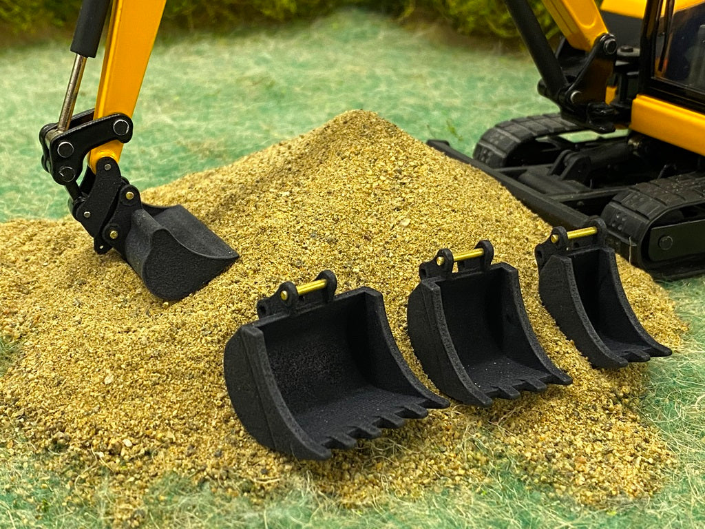 Bucket Set For Raccoons 1:32 Scale Plastic Bucket Set with hitch for JCB 3CX and 8 Ton ...
