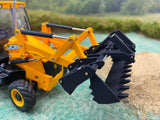 1:32 Scale Britains JCB 3CX Plastic 4in1 bucket kit with teeth.