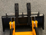 1:32 Scale Plastic Pallet Fork kit for the Britains JCB 3CX