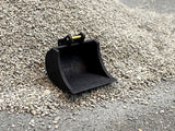 1:32 Scale Plastic Large Bladed Bucket for 8 Ton Excavator