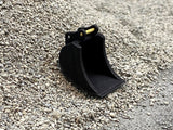 1:32 Scale Plastic Medium Bladed Bucket for 8 Ton Excavator