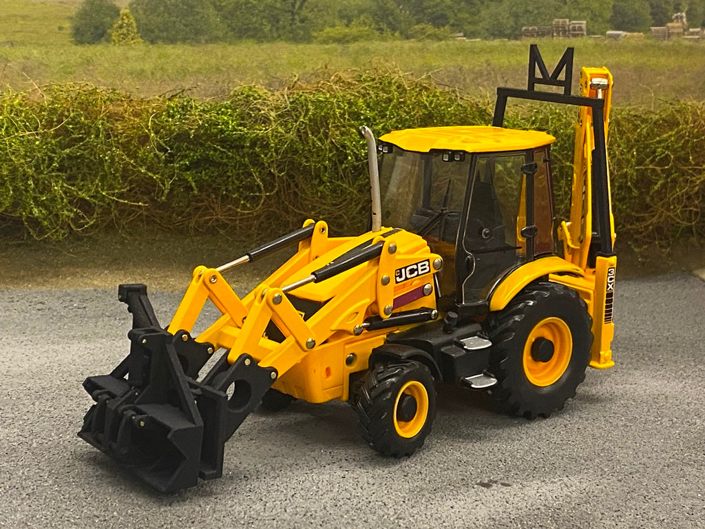 Britains JCB - Tractor agrícola, retroexcavadora con orugas, camión JCB 1CXT 1:32, tractor coleccionable, juguetes de granja a escala 1: 32, adecuado para coleccionistas y niños, 3 años más Britains JCB - Tractor agrícola, retroexcavadora con orugas, camión JCB 1CXT 1:32, tractor coleccionable, juguetes de granja a escala 1: 32, adecuado para coleccionistas y niños, 3 años más