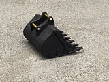 1:32 Scale 6 Tooth Bucket for Volvo Long Reach Excavator
